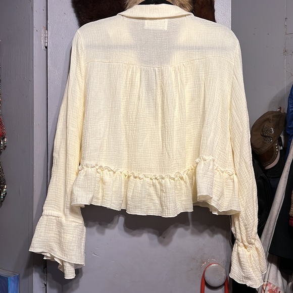 Bucket List Blouse - Picture 2 of 2